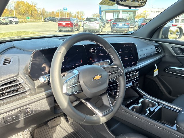 New 2027 Chevrolet Traverse LT w/ Driver Confidence Package FWD image 21