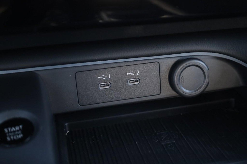 New 2026 Nissan Sentra SR w/ Floor Mat Package image 17