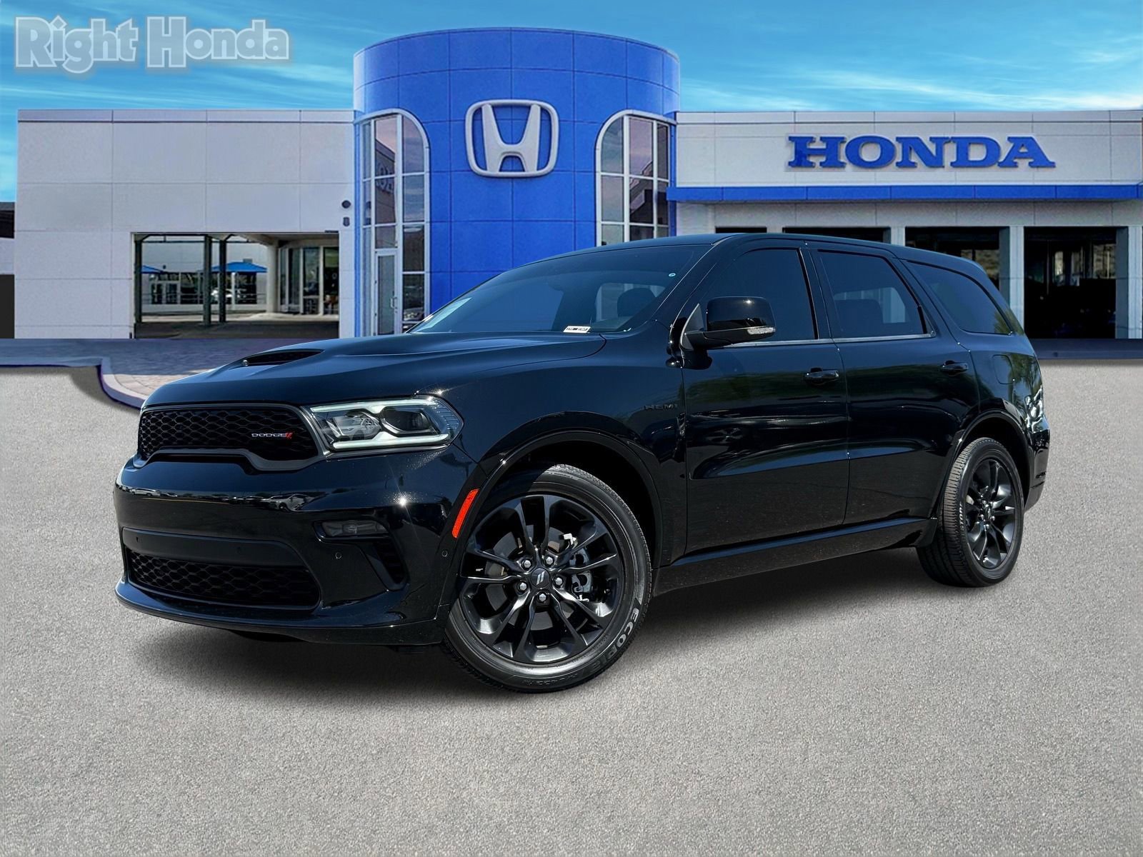 Used 2022 Dodge Durango R/T w/ Blacktop Package image 2