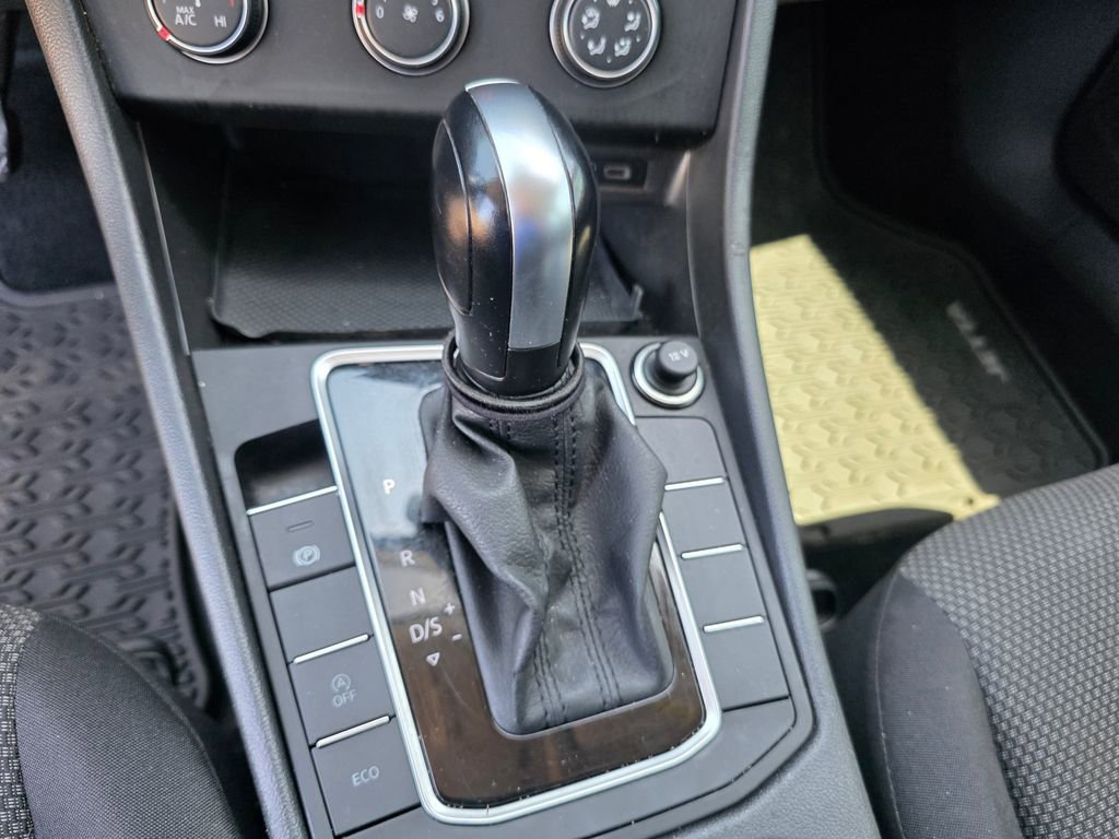 Used 2021 Volkswagen Jetta S FWD image 16