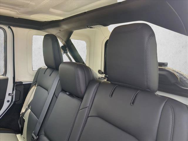 New 2026 Jeep Wrangler Unlimited Sahara AWD/4WD image 15