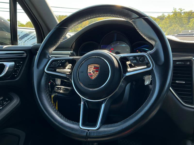 Used 2015 Porsche Macan S image 27