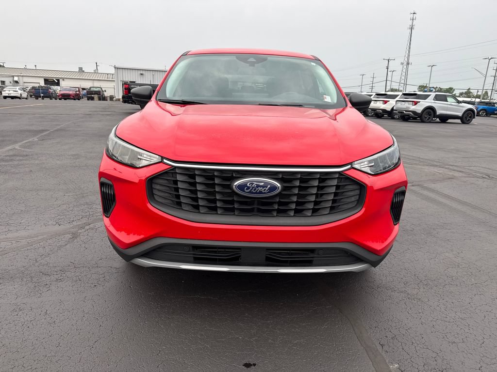 Used 2024 Ford Escape Active w/ Tech Pack #1 AWD/4WD image 3