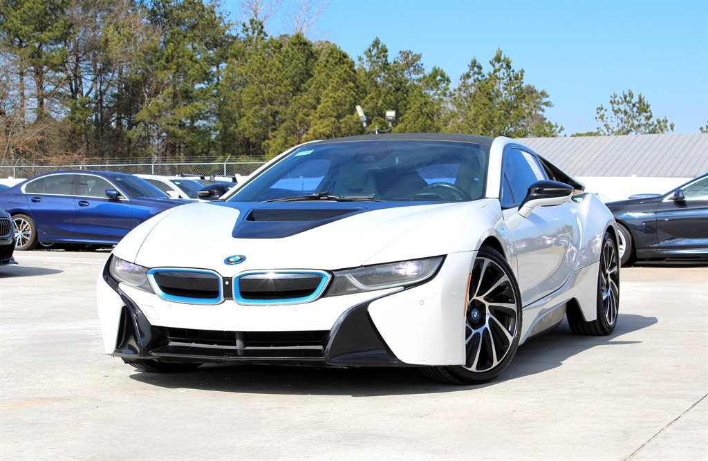 Used 2015 BMW i8 image 2