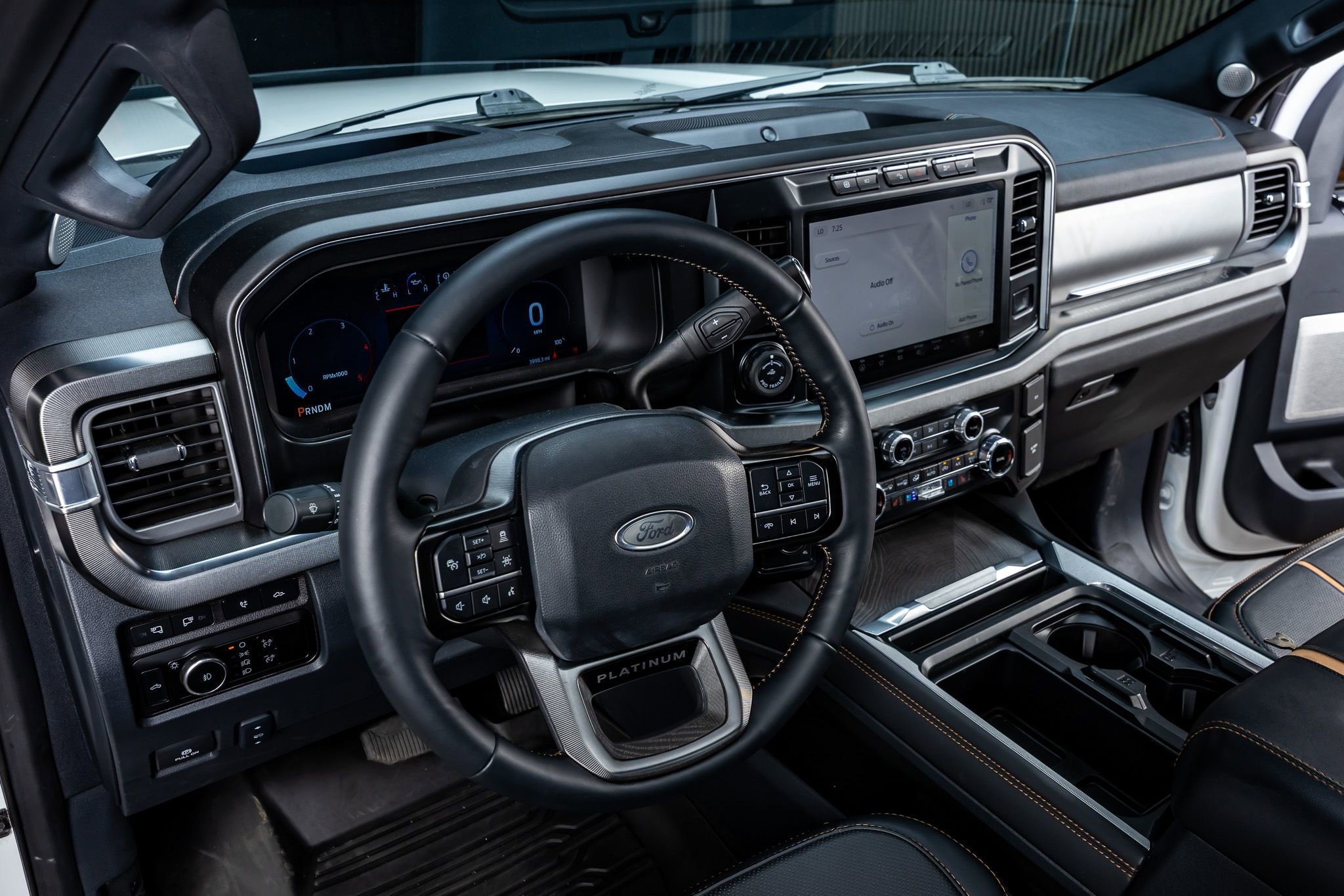 Used 2024 Ford F350 Platinum image 17