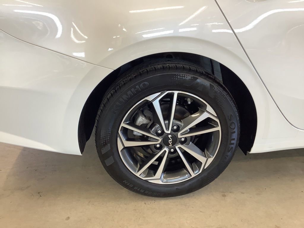 Certified 2023 Kia Forte LXS image 14