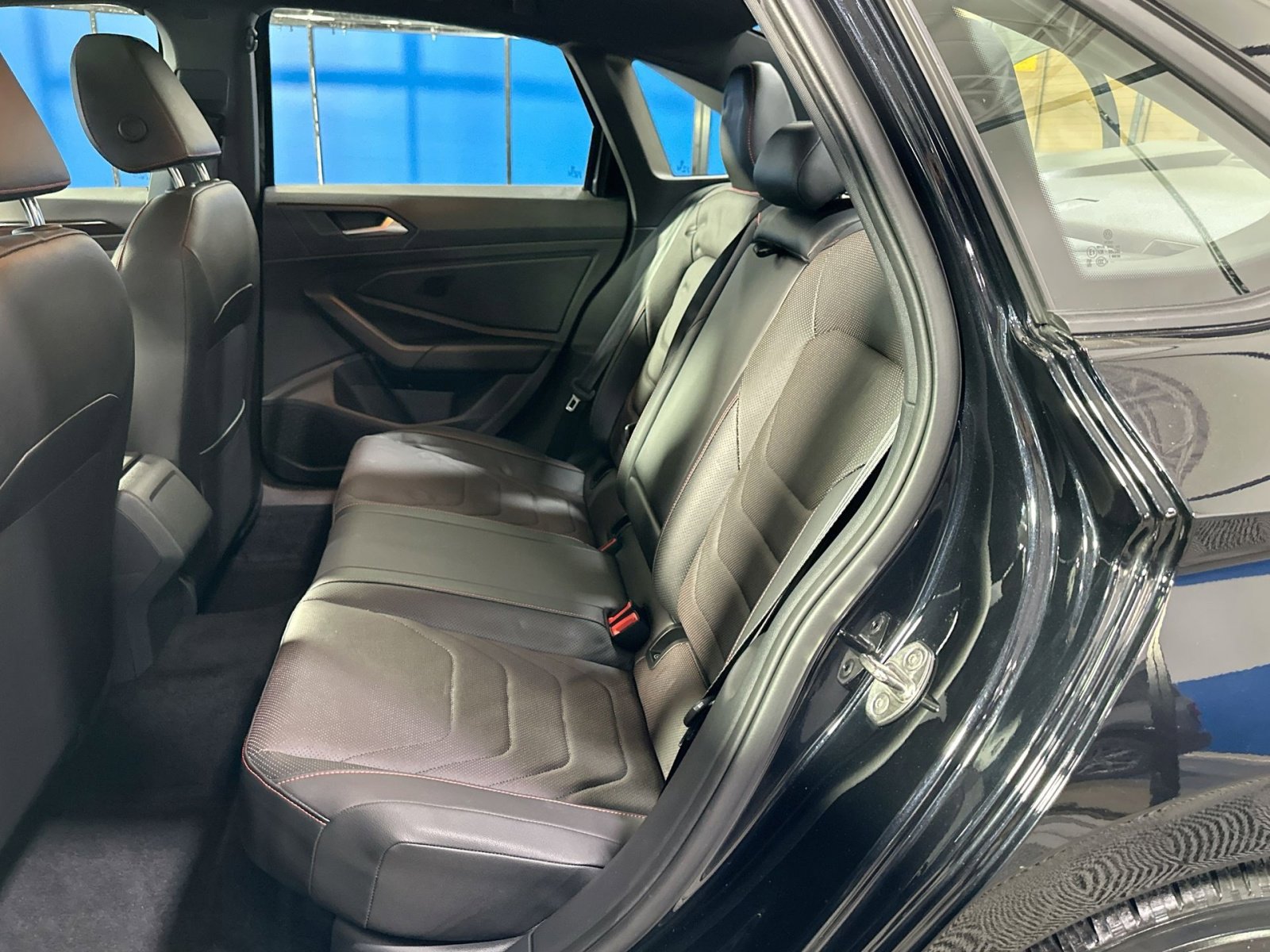 Used 2022 Volkswagen Jetta GLI Autobahn image 33