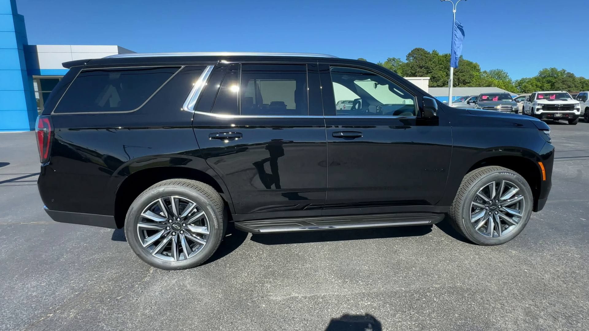 New 2026 Chevrolet Tahoe LS w/ LS Custom Edition RWD image 9