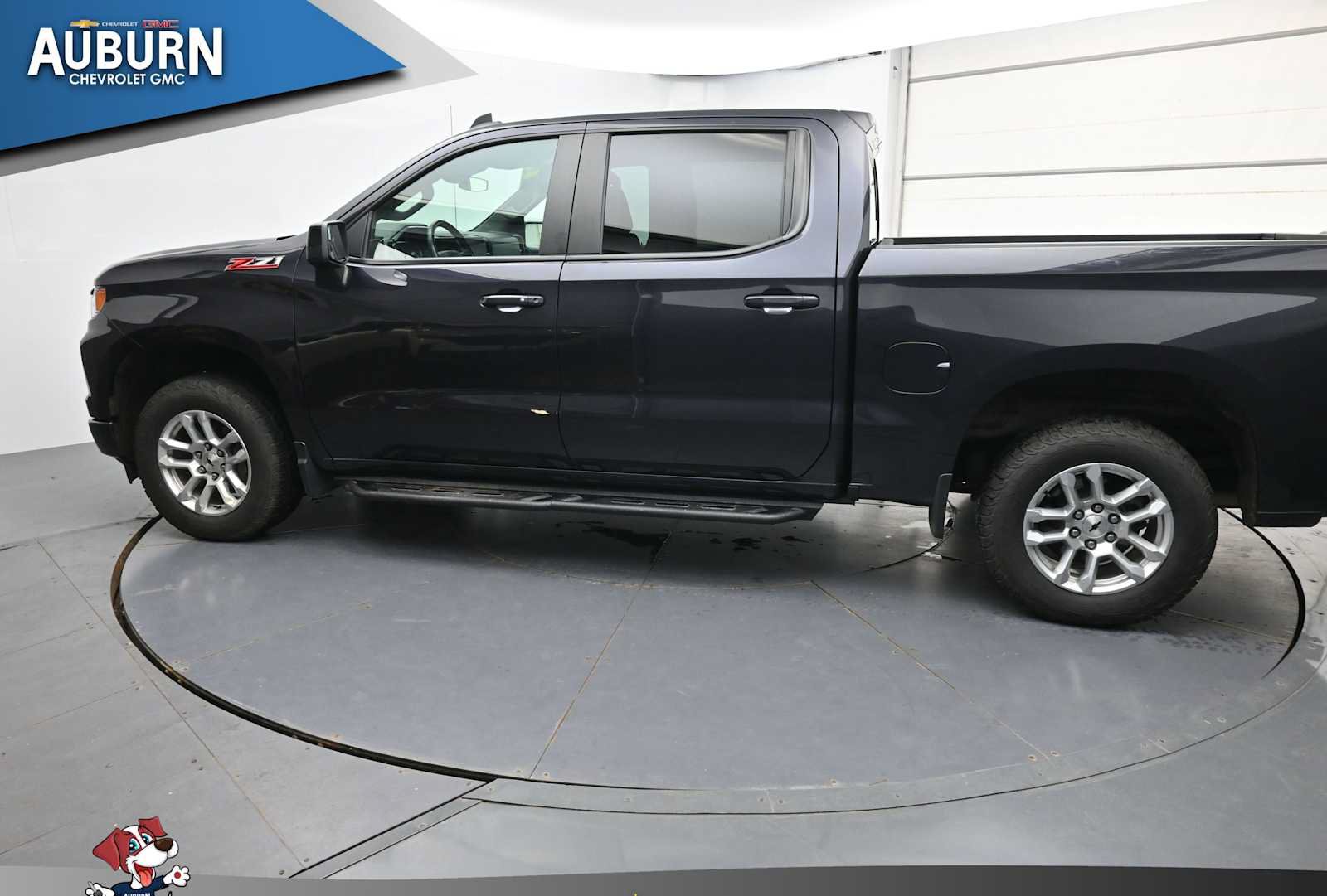Used 2024 Chevrolet Silverado 1500 RST AWD/4WD image 17