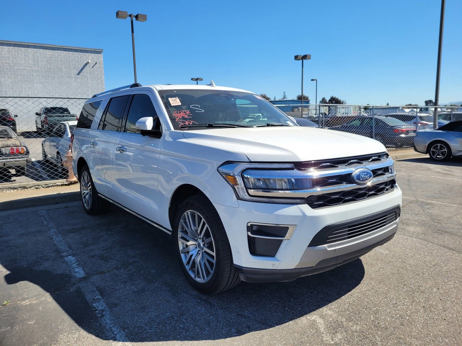 Used 2024 Ford Expedition Max Limited image 3