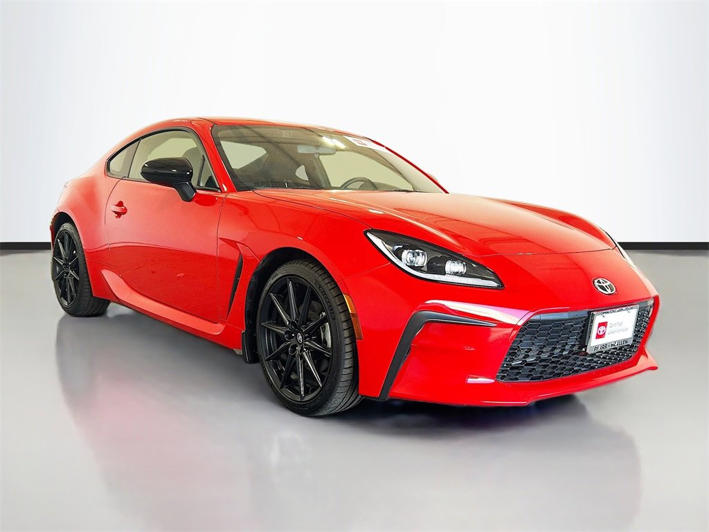 Used 2025 Toyota GR86 Premium image 3