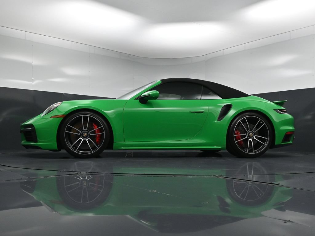 Certified 2022 Porsche 911 Turbo AWD/4WD image 21