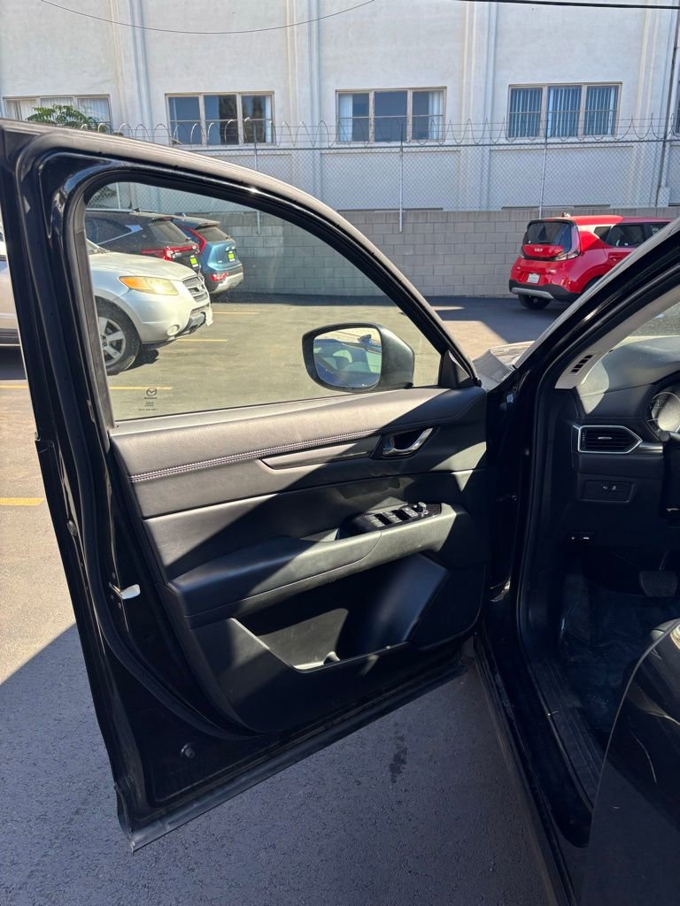 Used 2021 MAZDA CX-5 Touring image 7