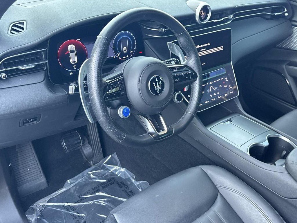 Certified 2024 Maserati Grecale GT AWD/4WD image 2