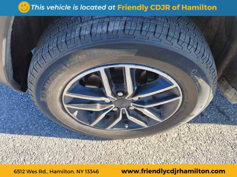 Used 2019 Jeep Grand Cherokee Trailhawk w/ Trailhawk Luxury Group image 9