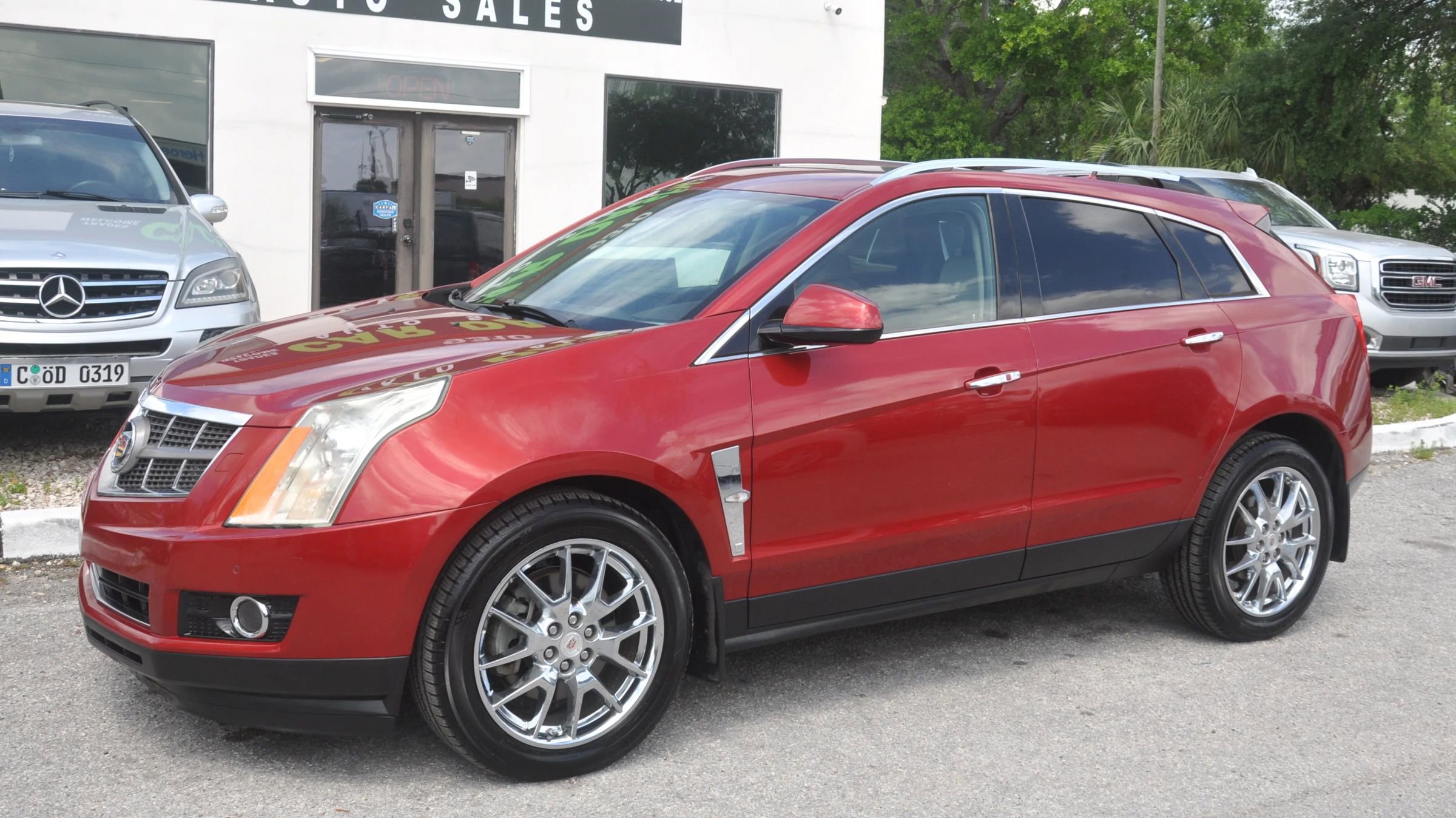 Used 2010 Cadillac SRX Premium AWD/4WD image 7
