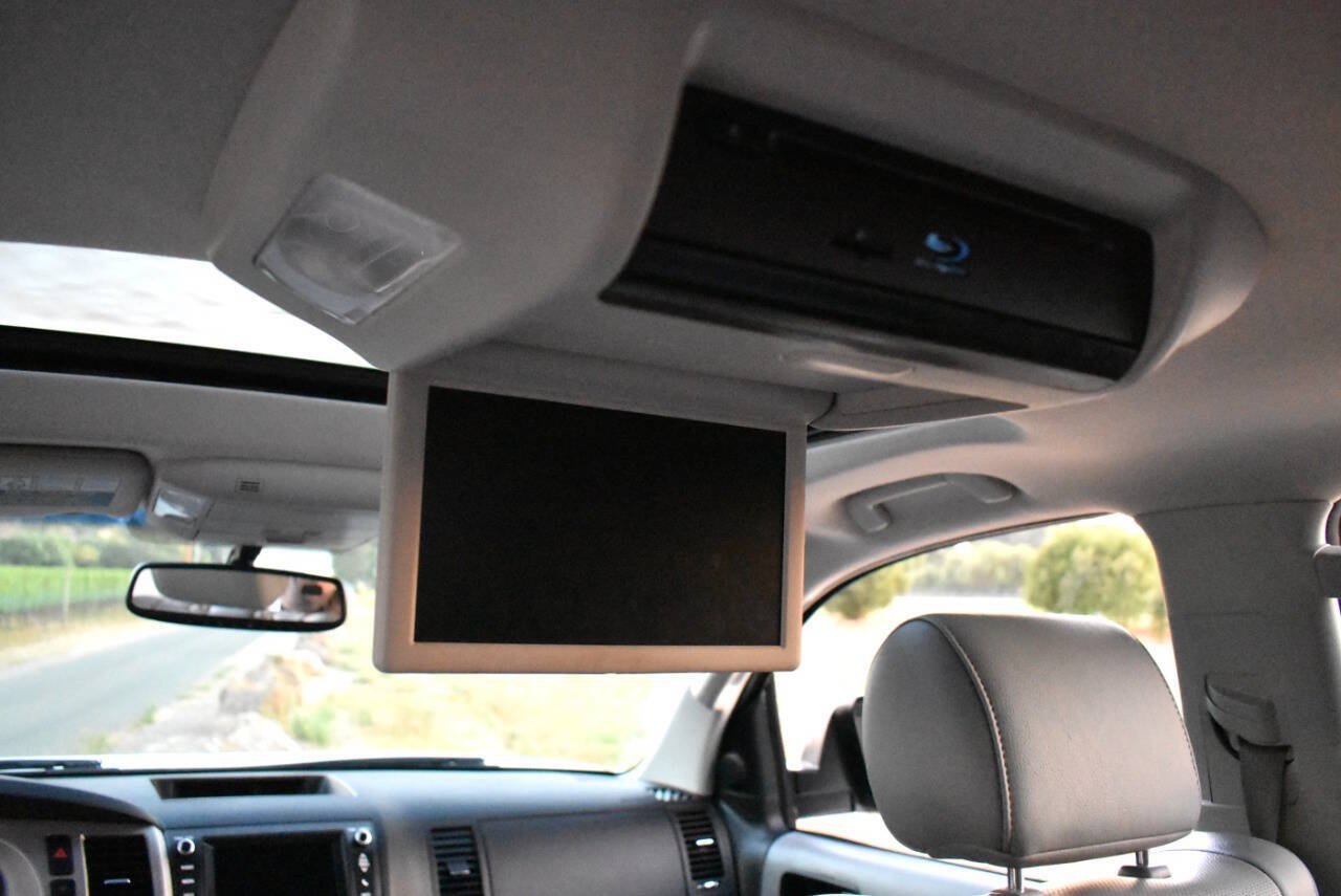 Used 2013 Toyota Sequoia Platinum AWD/4WD image 54