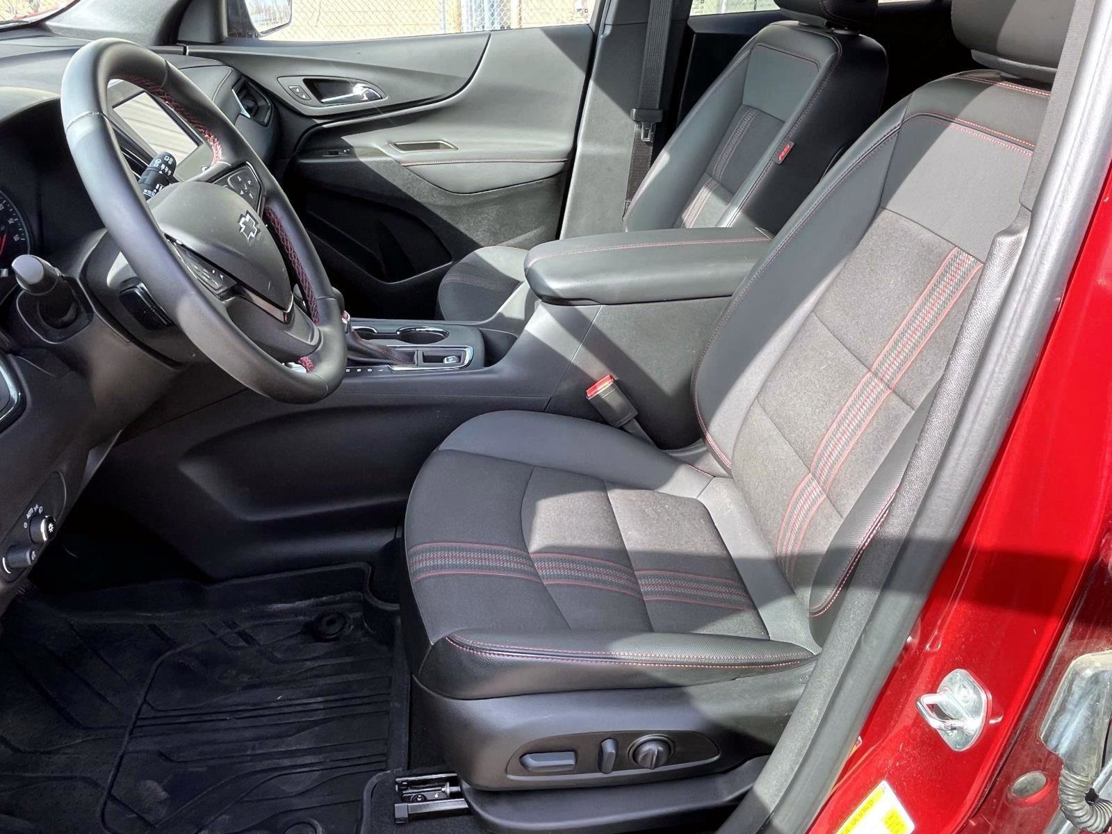 Certified 2023 Chevrolet Equinox RS w/ LPO, Floor Liner Package image 16