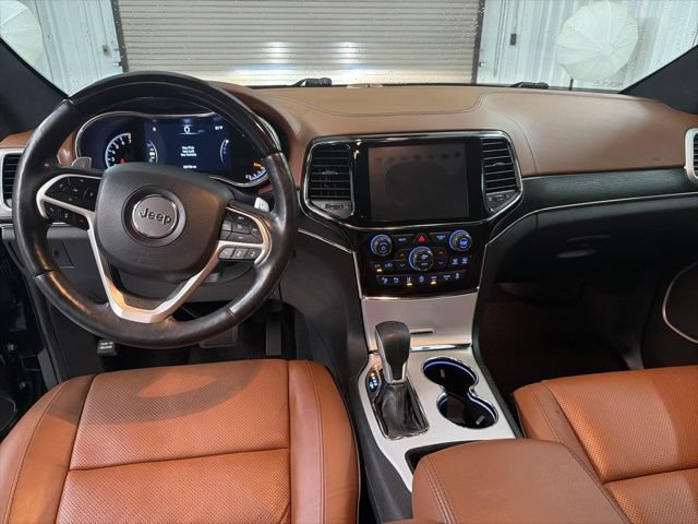Used 2020 Jeep Grand Cherokee Summit w/ Trailer Tow Group IV RWD image 15
