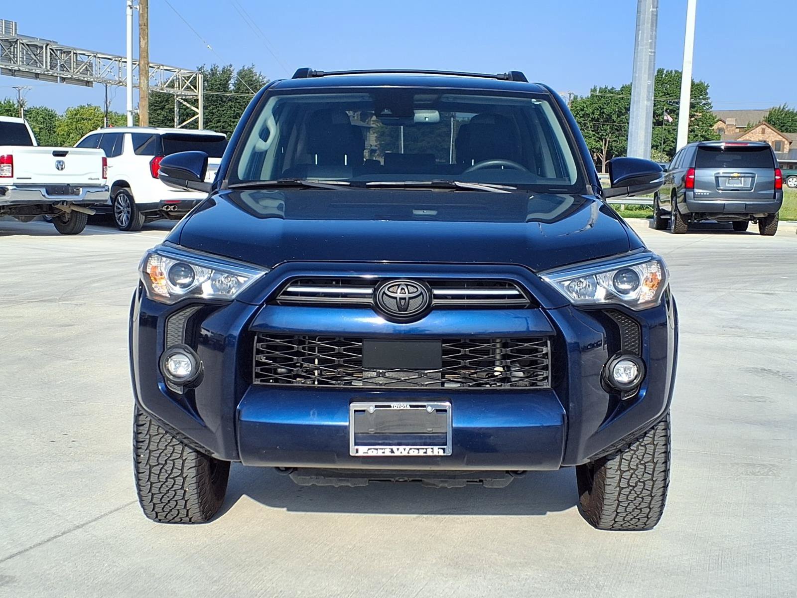 Used 2022 Toyota 4Runner SR5 Premium w/ Moonroof Package RWD image 2