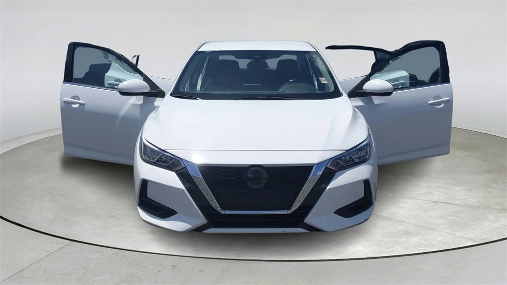 Used 2022 Nissan Sentra SV image 9