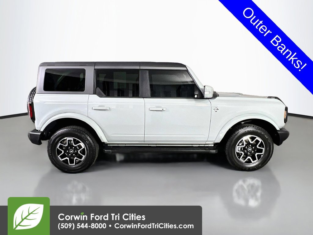 Used 2024 Ford Bronco Outer Banks AWD/4WD image 17