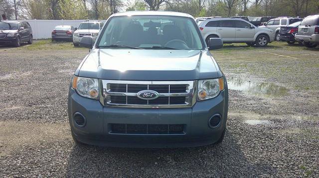 Used 2012 Ford Escape XLS FWD image 2