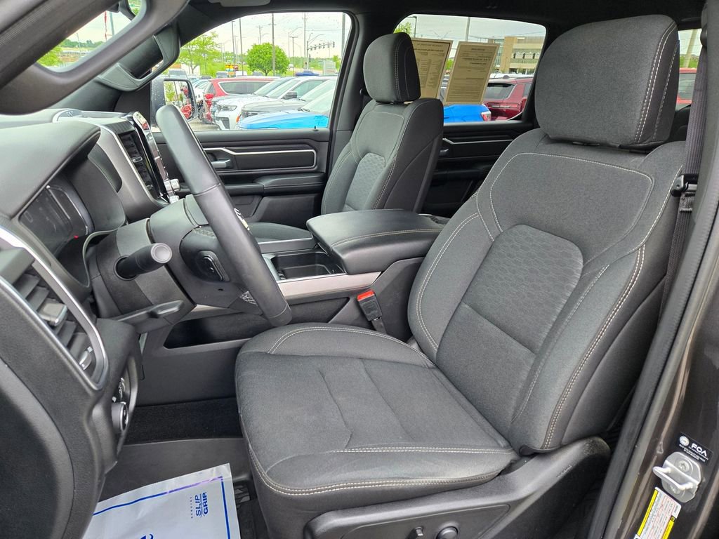 Used 2025 RAM 1500 Big Horn AWD/4WD image 18