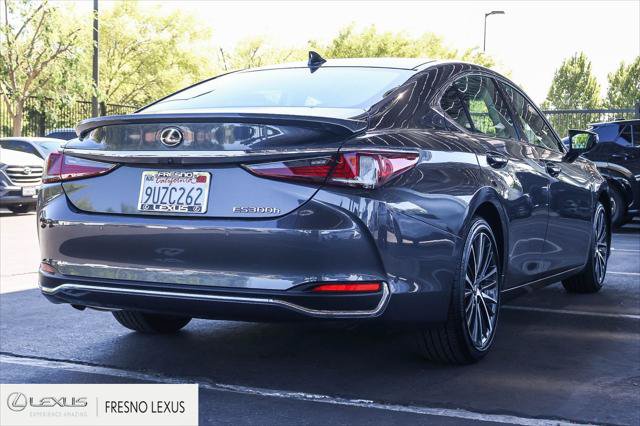 Certified 2025 Lexus ES 300h w/ Premium Package FWD image 6
