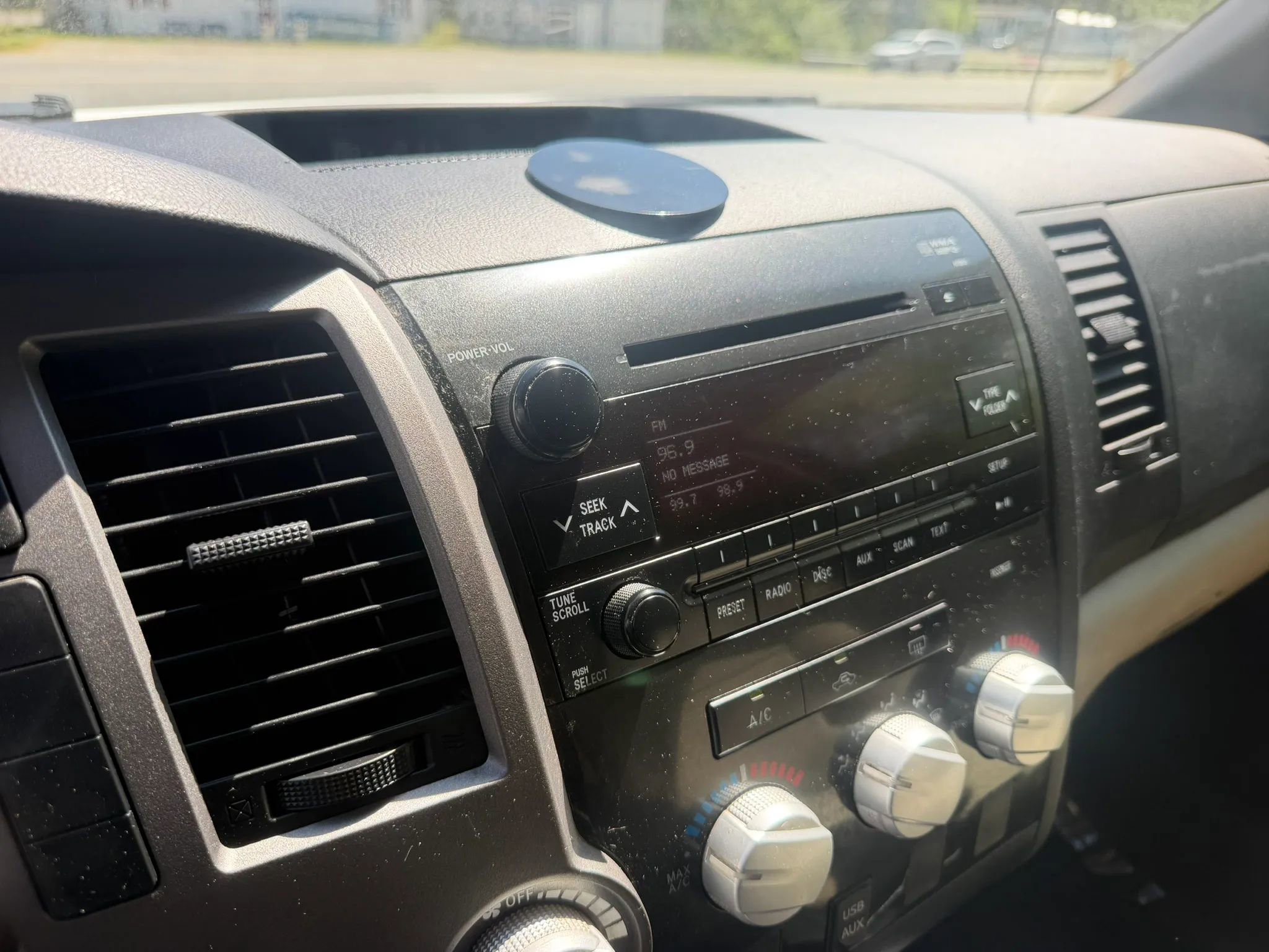 Used 2012 Toyota Tundra 4x4 CrewMax w/ Tow Pkg image 24