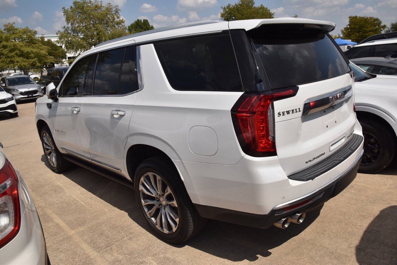 Used 2021 GMC Yukon Denali w/ Denali Premium Package AWD/4WD image 6