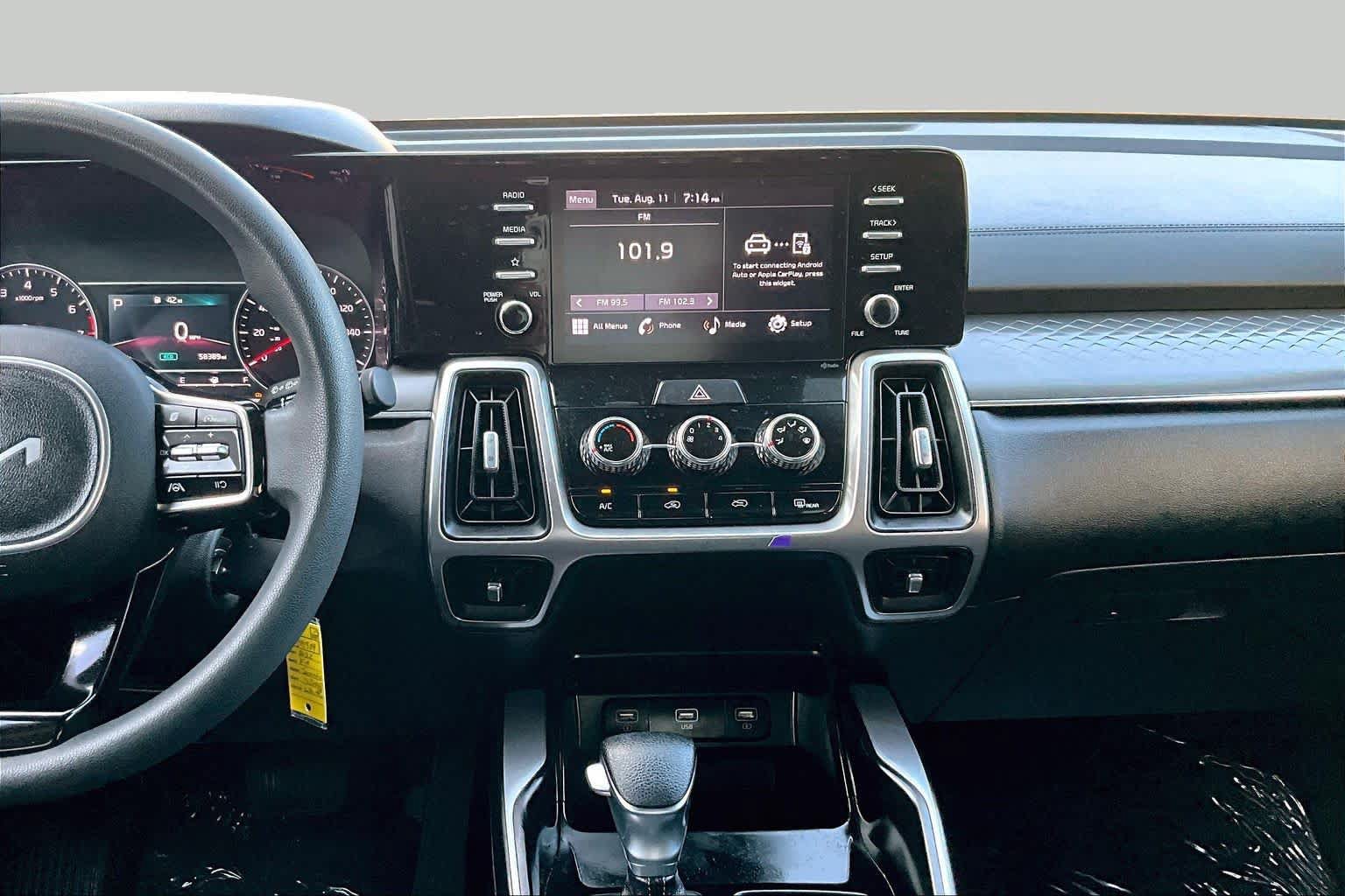 Used 2022 Kia Sorento LX FWD image 7