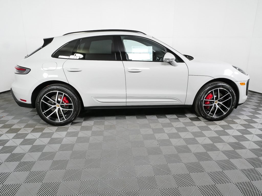 New 2026 Porsche Macan S image 27