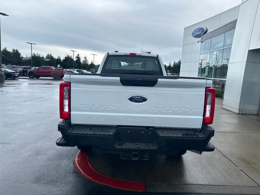 Used 2024 Ford F250 XL w/ FX4 Off-Road Package image 3