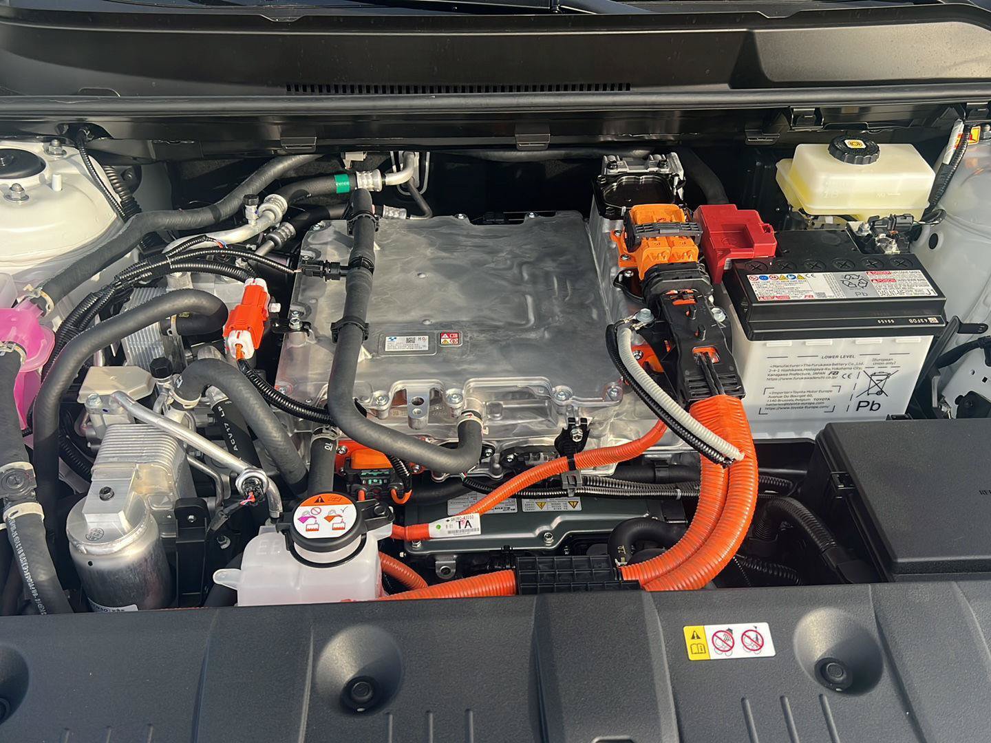 New 2026 Toyota C-HR AWD/4WD image 34
