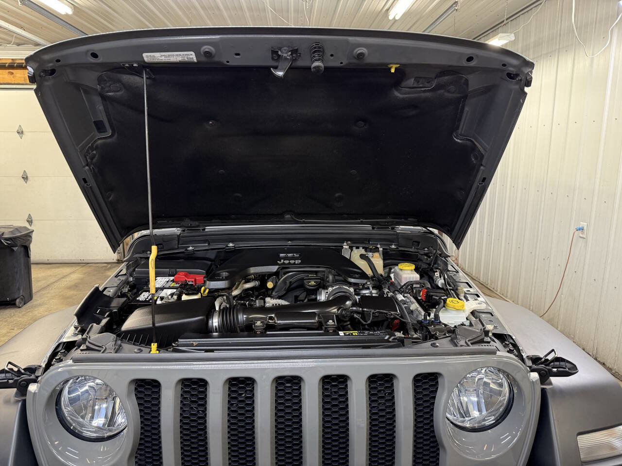 Used 2019 Jeep Wrangler Sport image 22