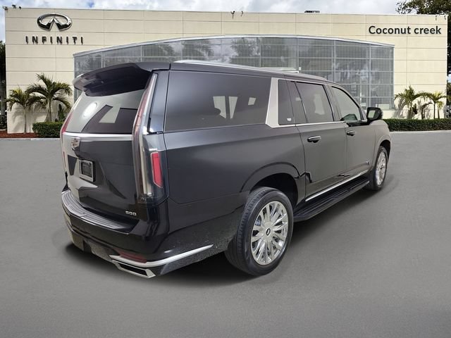 Used 2021 Cadillac Escalade ESV Premium Luxury w/ Performance Package RWD image 4