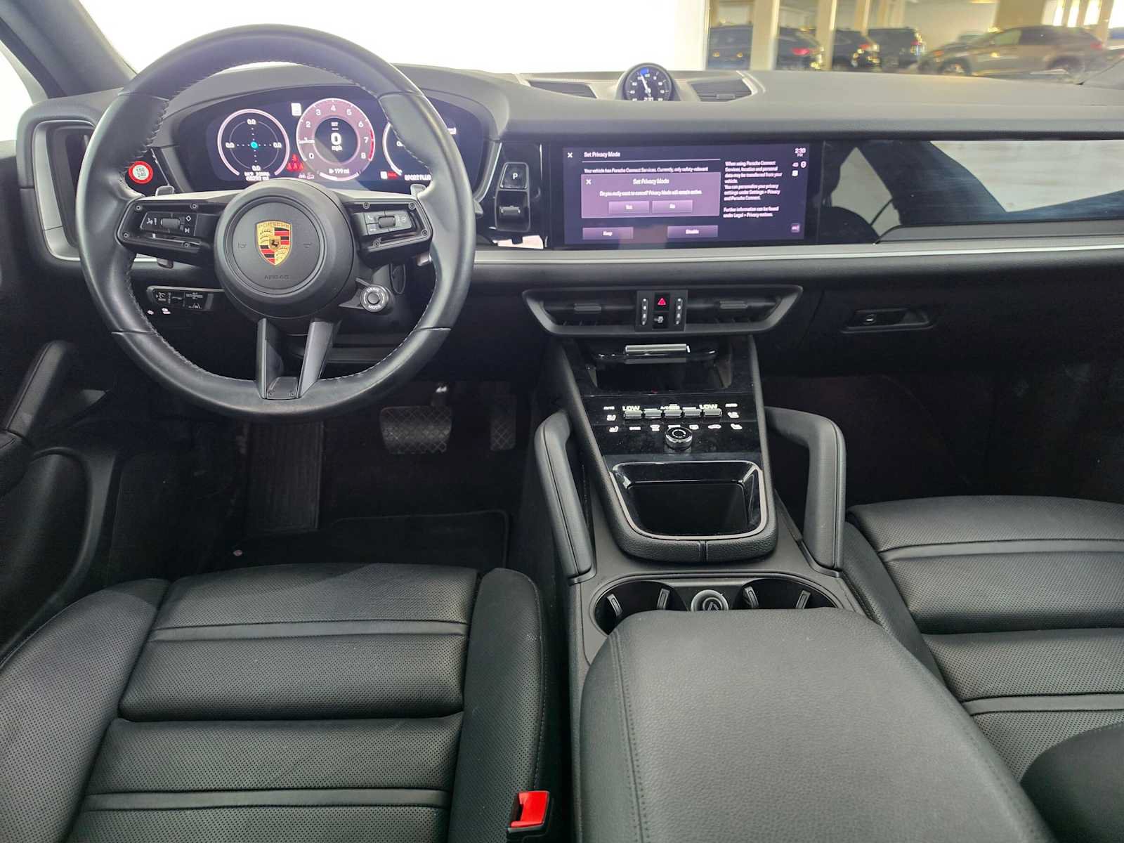 Used 2024 Porsche Cayenne Coupe AWD/4WD image 18