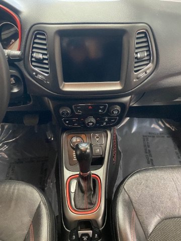 Used 2021 Jeep Compass Trailhawk AWD/4WD image 19