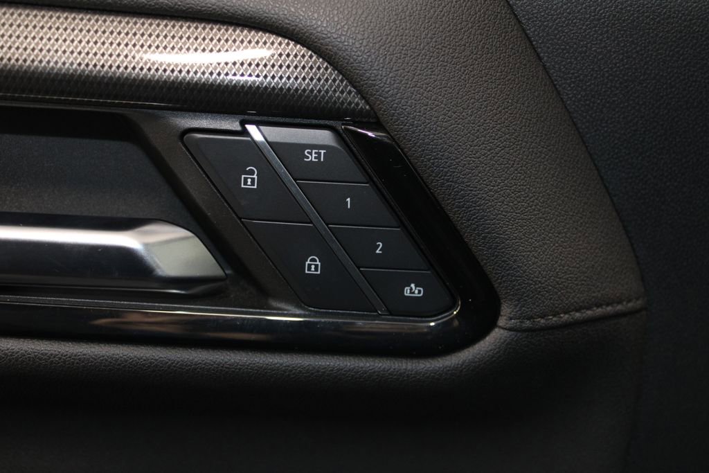 Used 2024 GMC Sierra 2500 AT4 w/ AT4 Premium Plus Package image 26