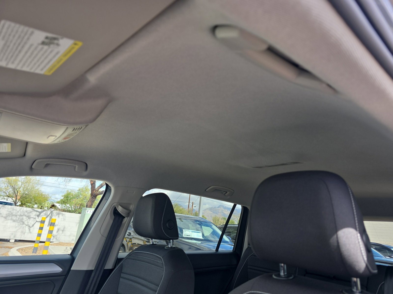 Certified 2023 Volkswagen Tiguan S image 33