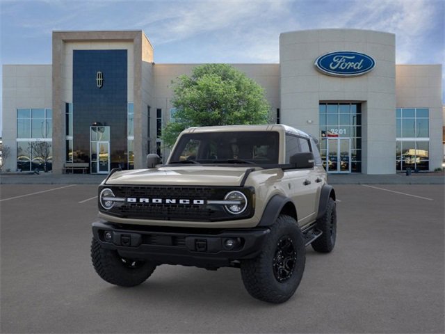 New 2025 Ford Bronco Badlands image 2