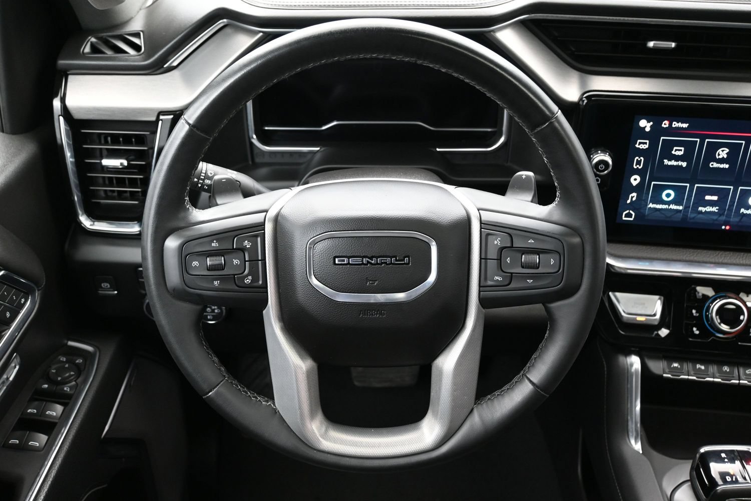 Used 2024 GMC Sierra 1500 Denali w/ Denali Reserve Package AWD/4WD image 15