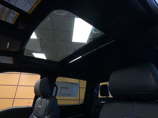 New 2026 Ford F350 Platinum w/ FX4 Off-Road Package image 21