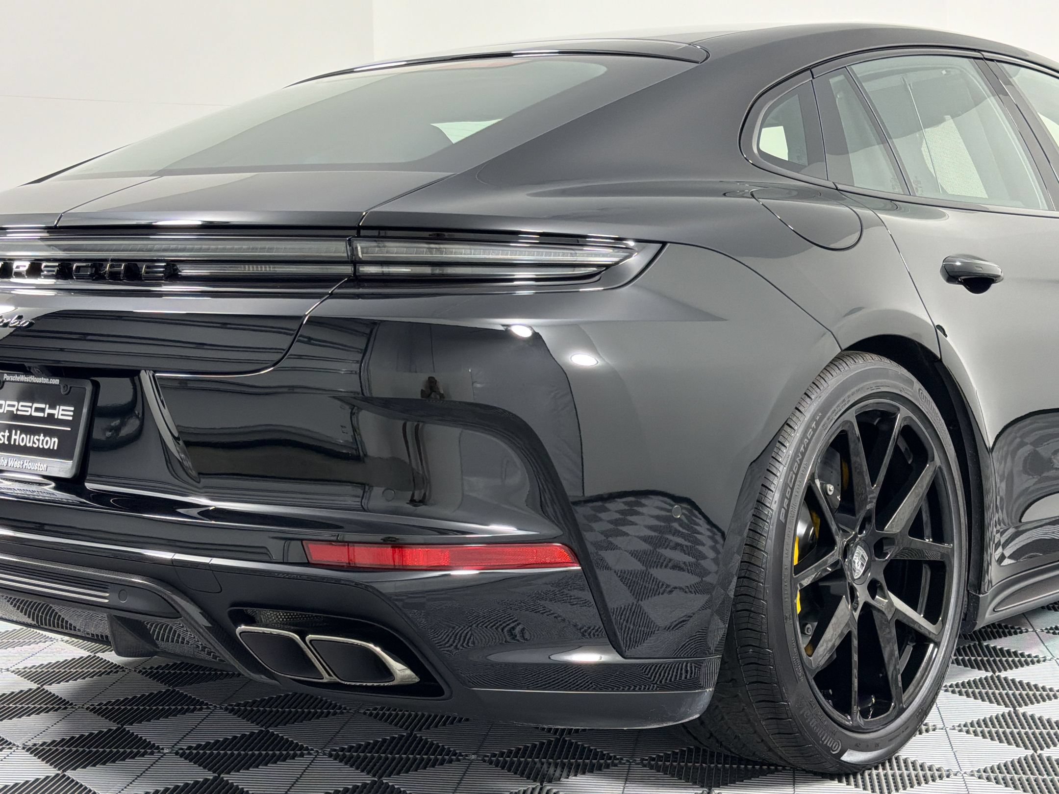 New 2026 Porsche Panamera 4 E-Hybrid AWD/4WD image 10