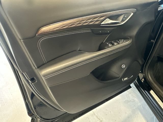 Used 2023 Buick Envision Avenir AWD/4WD image 29