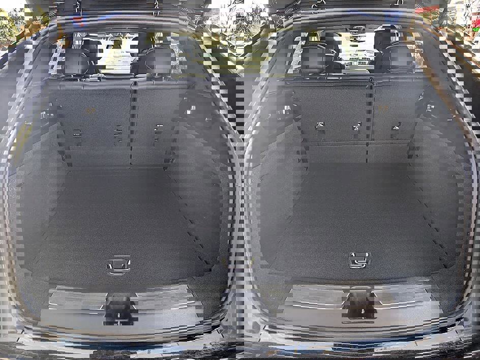 New 2026 Cadillac Lyriq Sport image 29