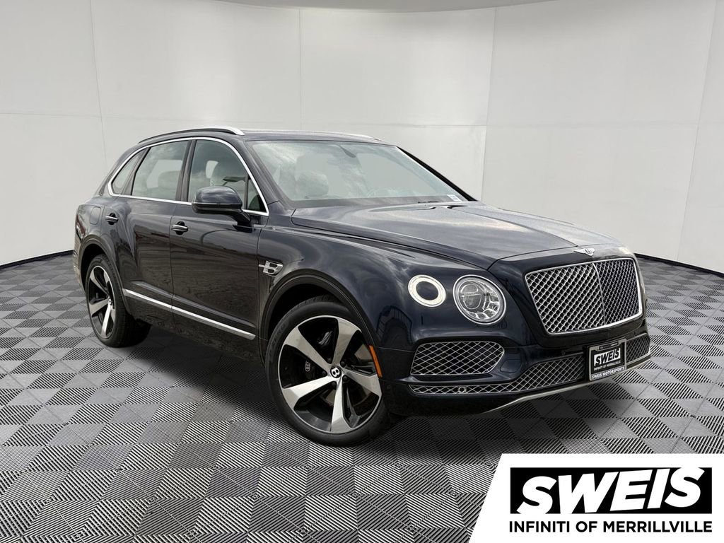 Used 2019 Bentley Bentayga AWD/4WD image 1