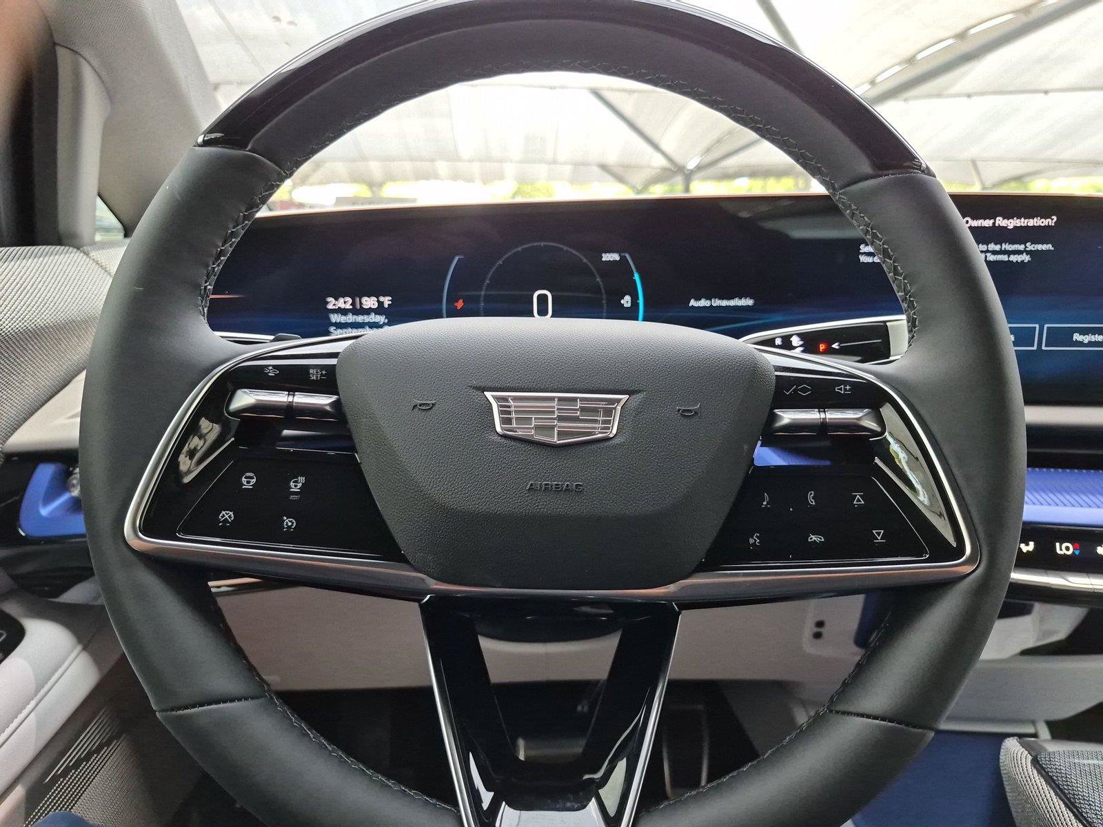 New 2027 Cadillac Optiq Sport w/ LPO, Floor Liner Package AWD/4WD image 15