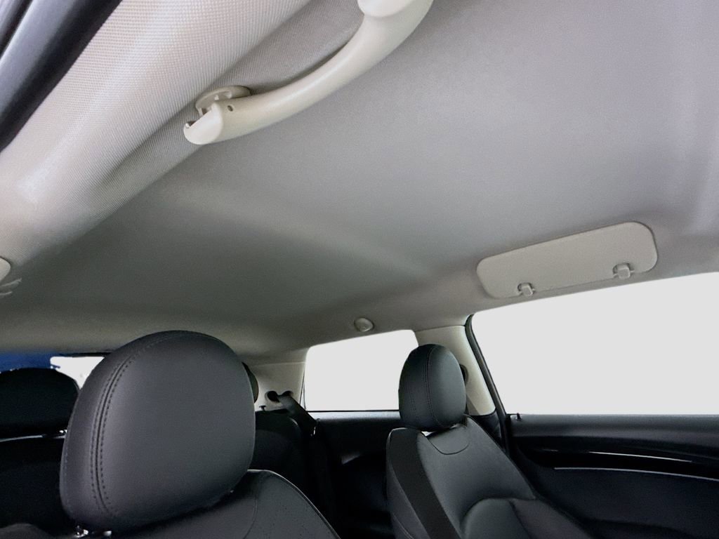 Certified 2024 MINI Cooper S w/ Signature Upholstery Package FWD image 19